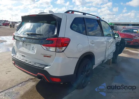2021 Subaru Forester Sport z USA, uszkodzony, nr VIN JF2SKALC8MH524746